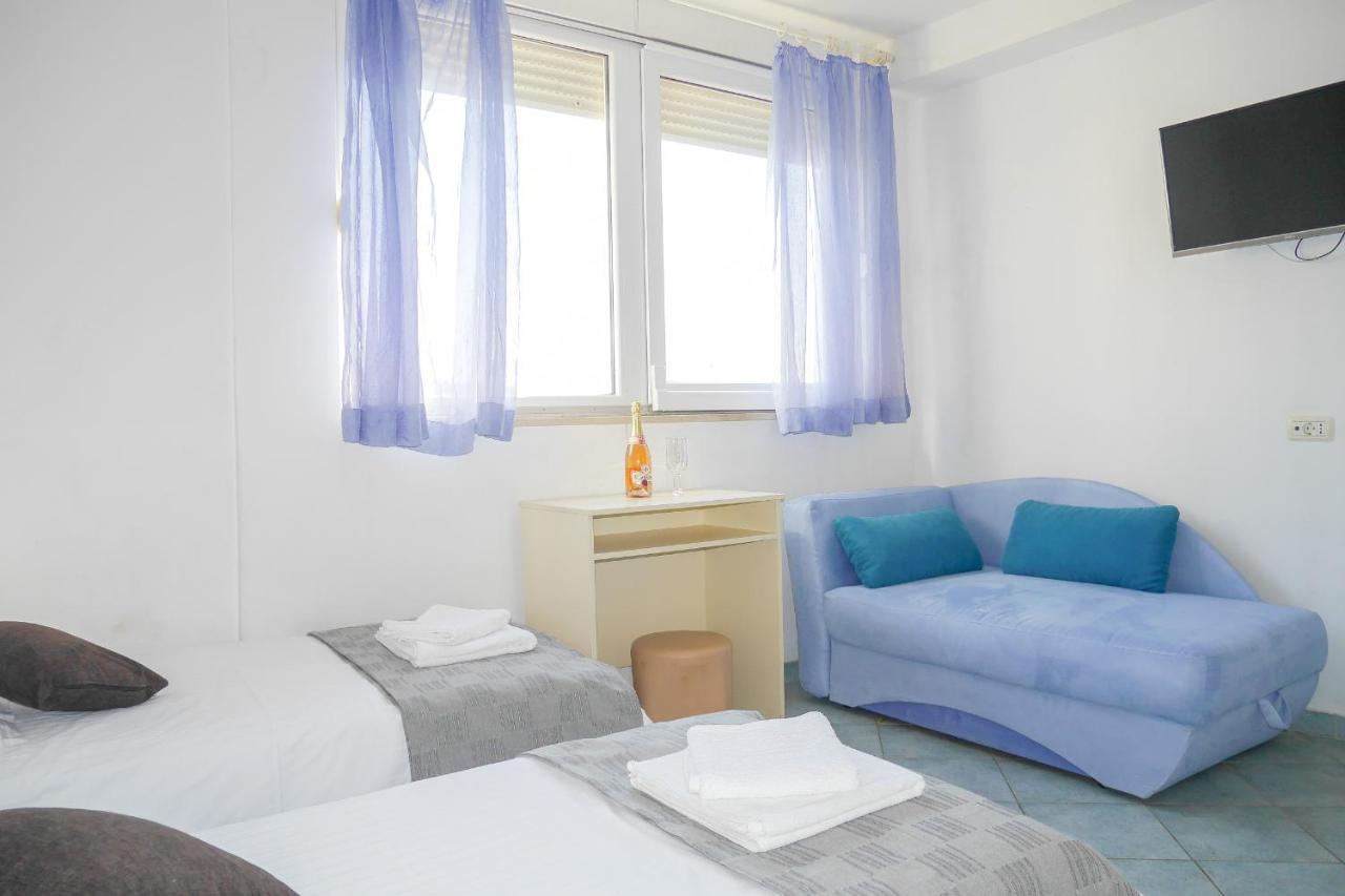 Apartments Beach Dugi Rat Eksteriør bilde